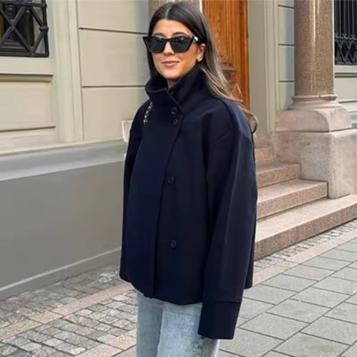 Elisa - Ylellinen lyhyt takki kaksoisnapuilla