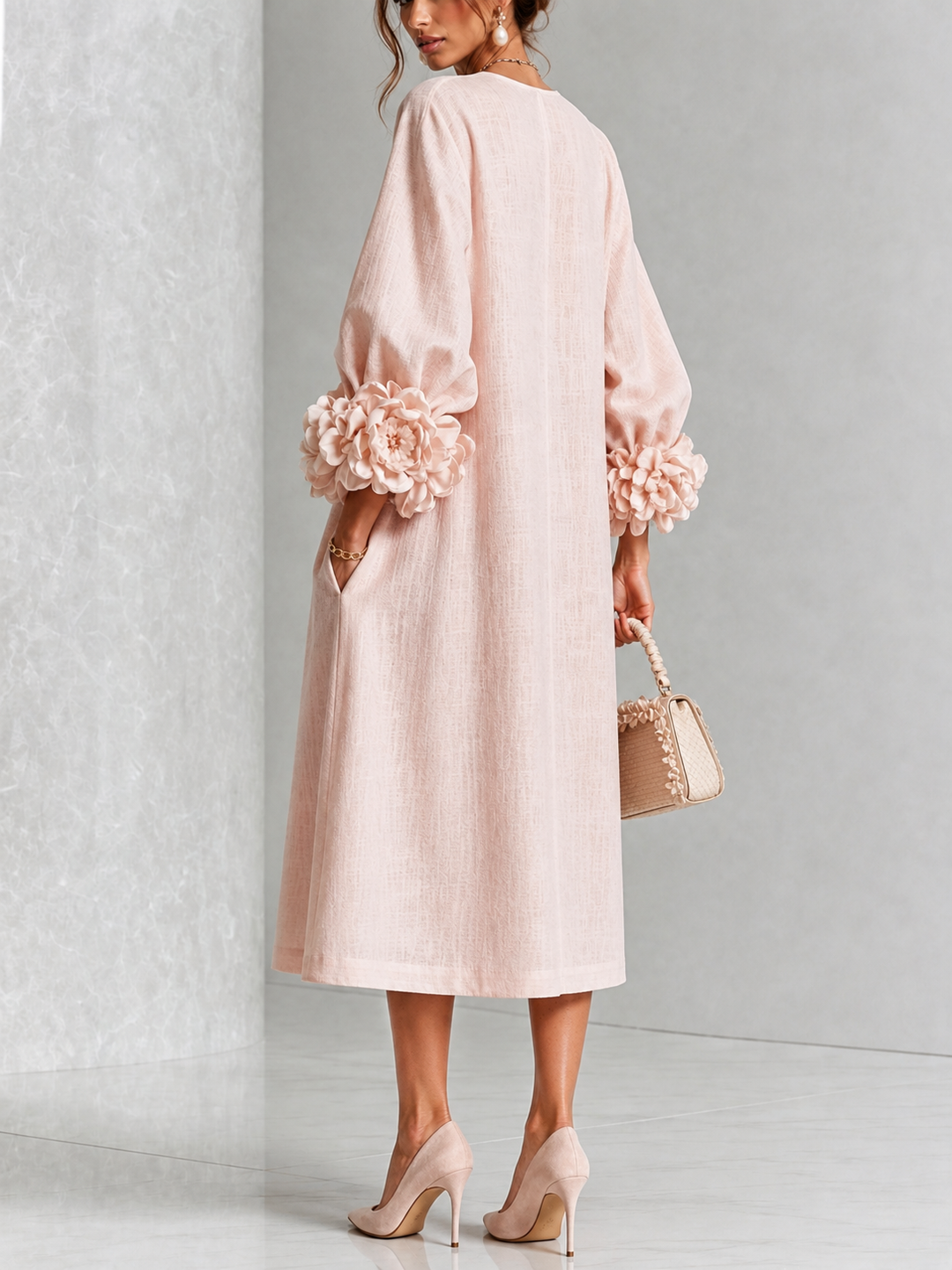 Vestido Midi Rosa con Botones Florales y Mangas Florales Extravagantes